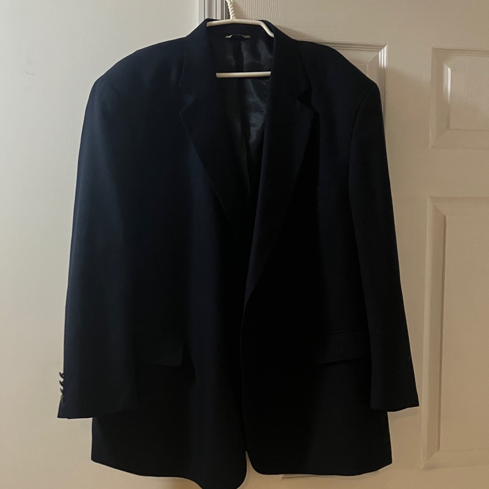Men’s Navy Sport coat size 56R